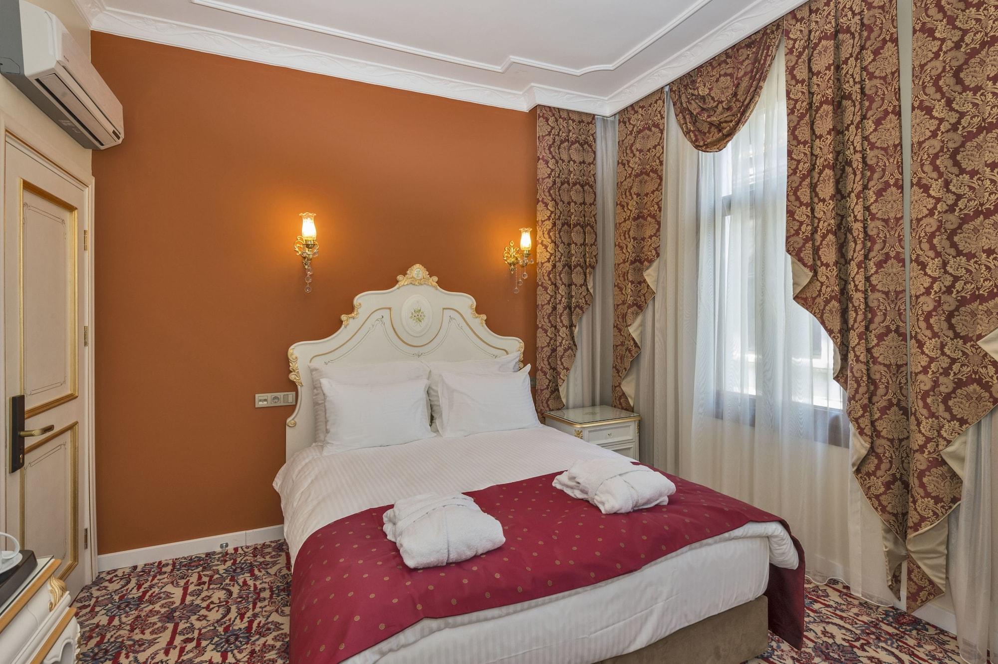 By Murat Crown Hotel Taksim Istanbul Ngoại thất bức ảnh