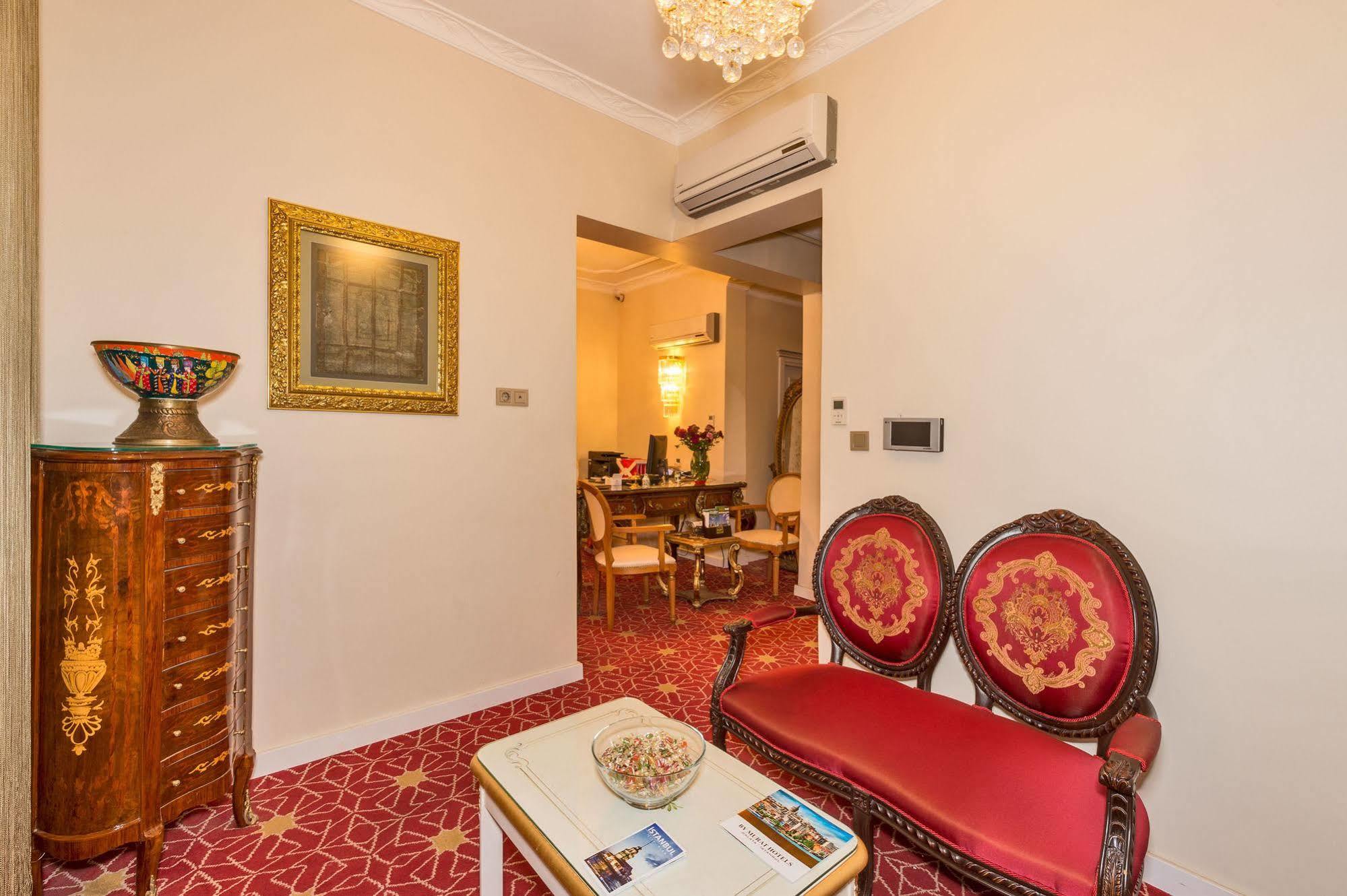 By Murat Crown Hotel Taksim Istanbul Ngoại thất bức ảnh