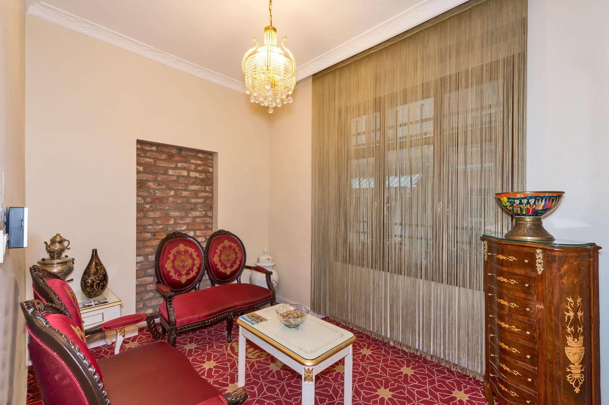 By Murat Crown Hotel Taksim Istanbul Ngoại thất bức ảnh