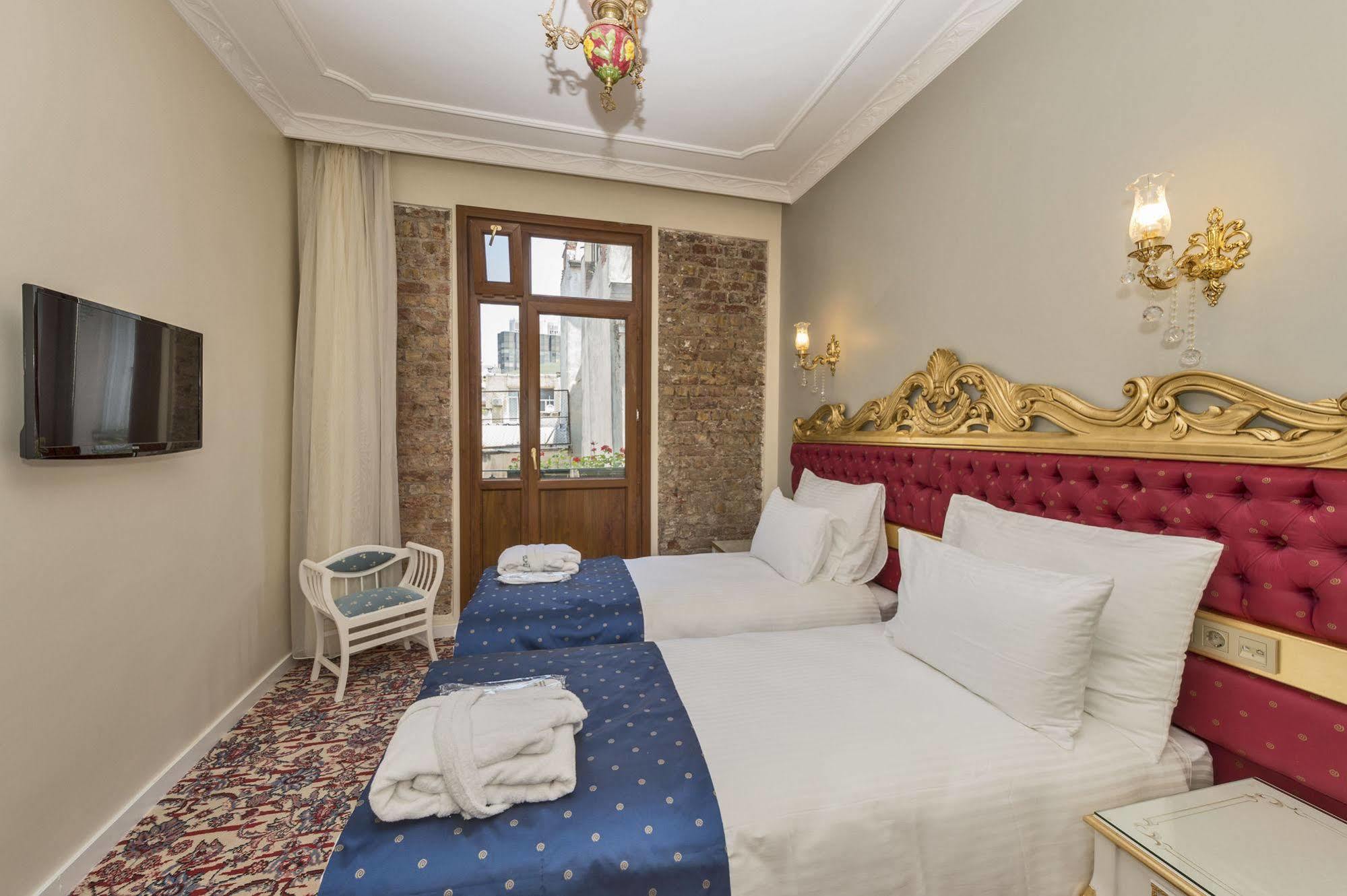 By Murat Crown Hotel Taksim Istanbul Ngoại thất bức ảnh