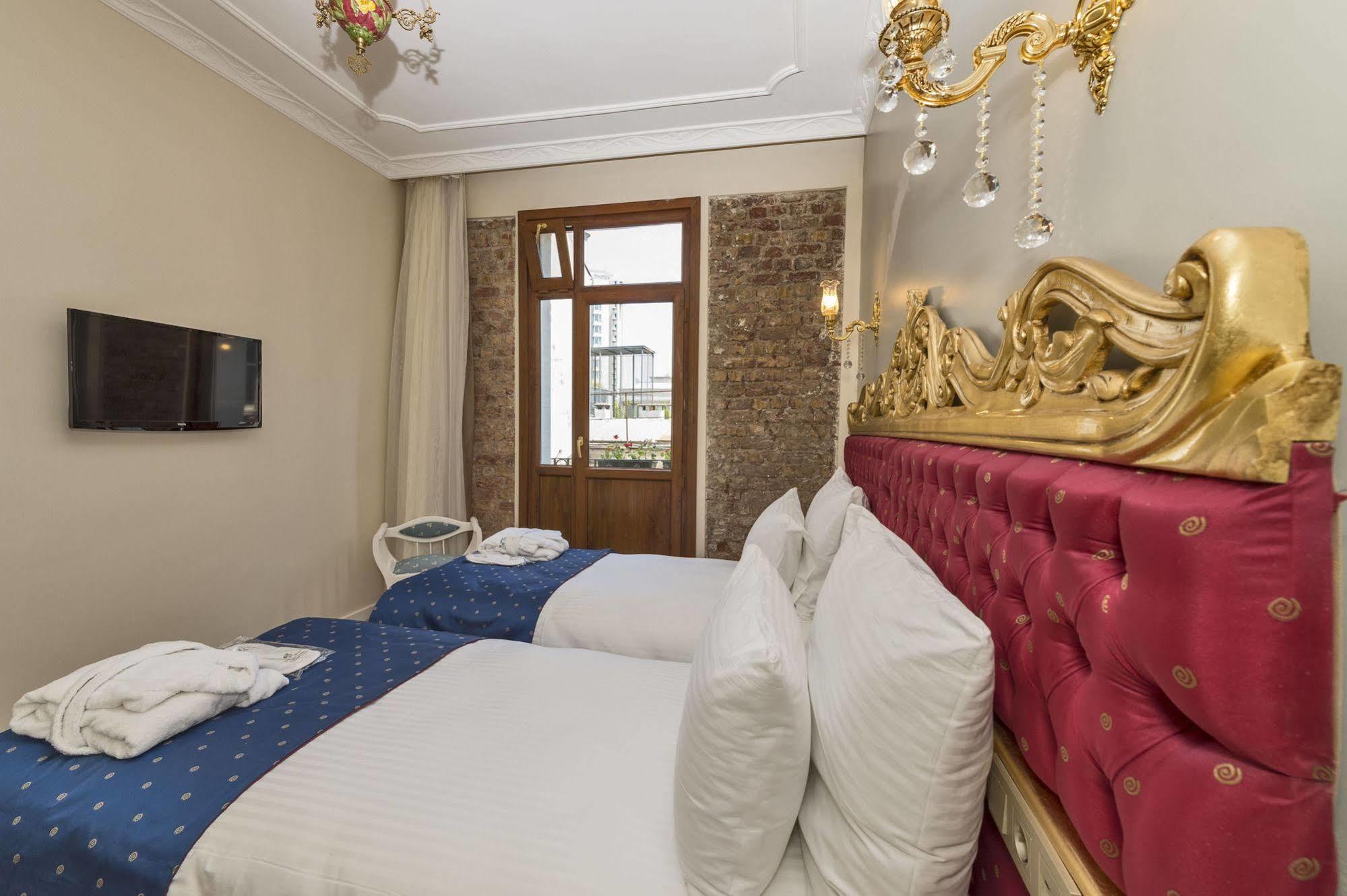 By Murat Crown Hotel Taksim Istanbul Ngoại thất bức ảnh